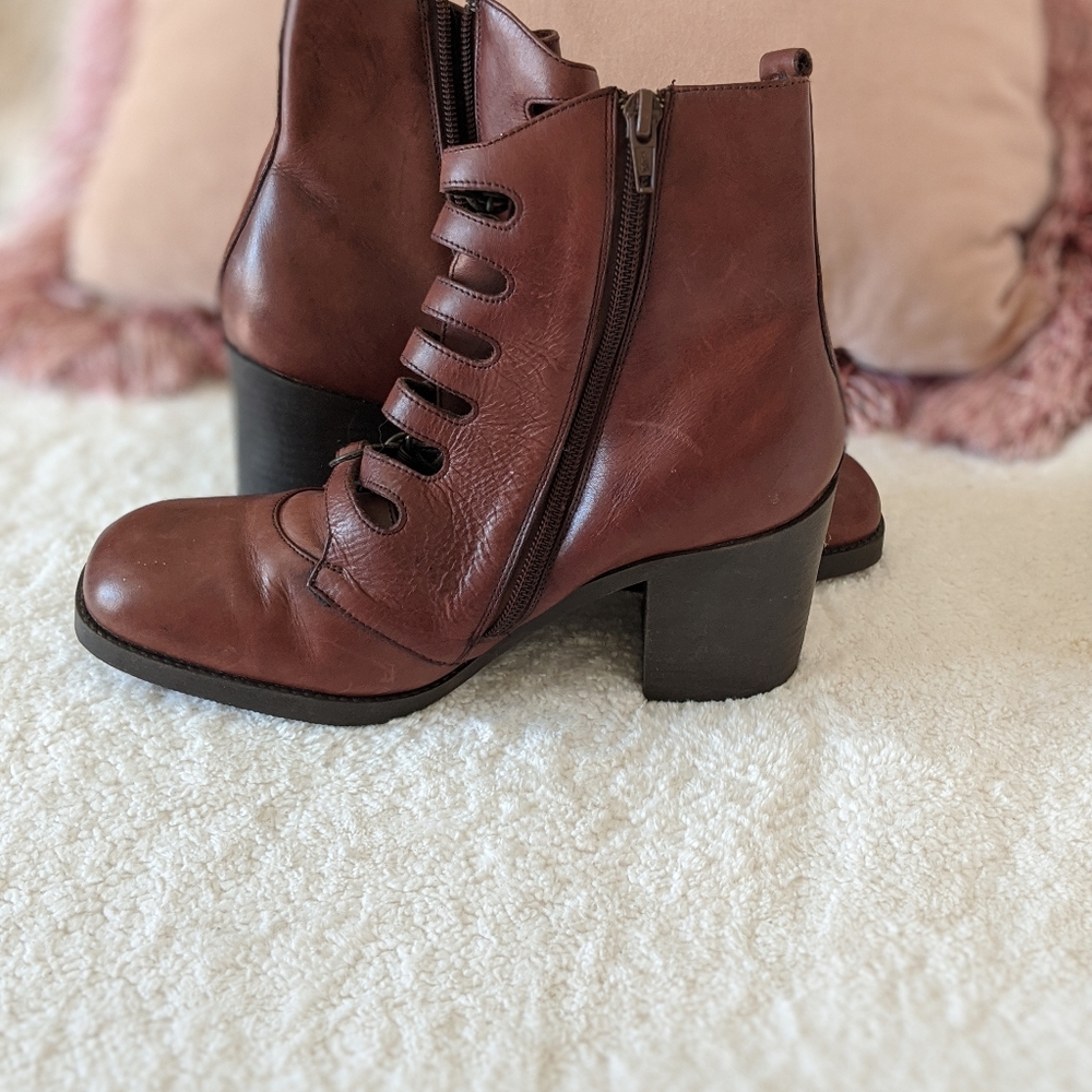 Women's ankle boots